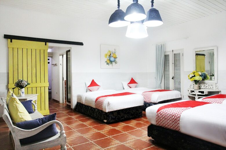 Oyo 156 Wirasamala Villa