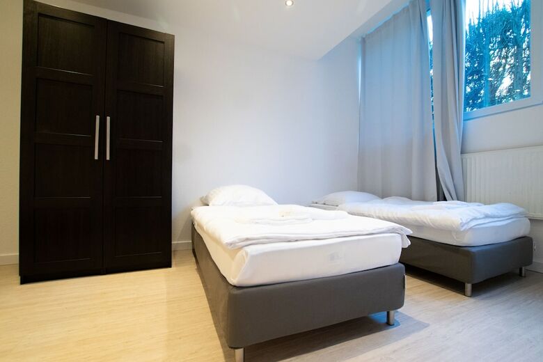 Tolstov-hotels Representative City Villa