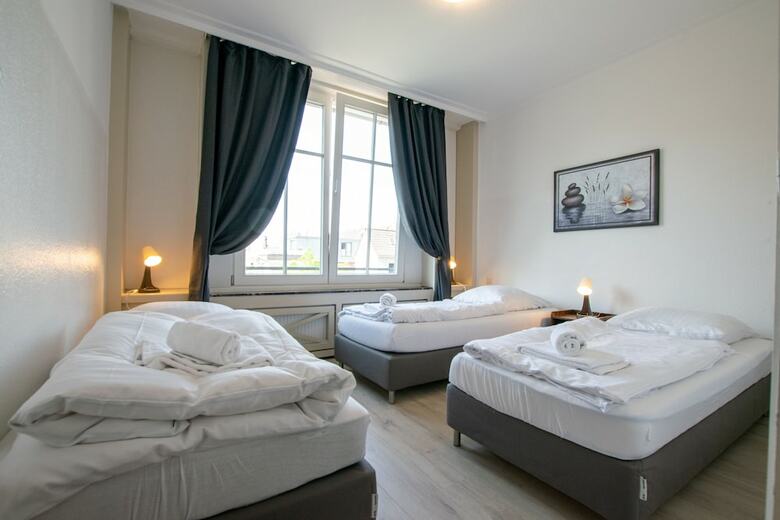 Tolstov-hotels Representative City Villa
