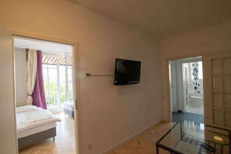 Tolstov-hotels Representative City Villa