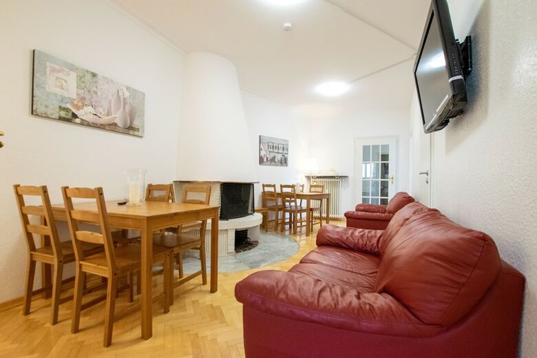 Tolstov-hotels Representative City Villa