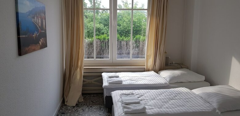 Tolstov-hotels Representative City Villa
