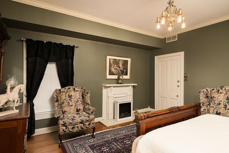 Bed & Breakfast Montgomery Inn Bnb
