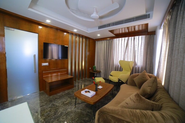 Hotel Genx Brij