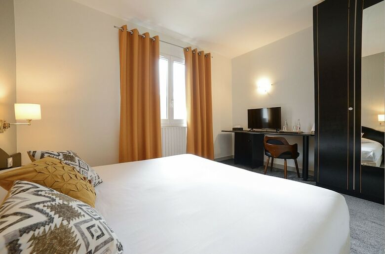 Hotel Novalaise Plage