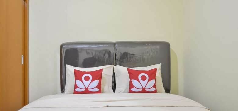 Hotel Zen Rooms Near Itc Roxy Mas