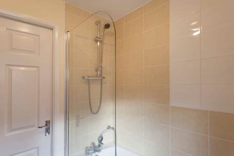 Malsbury Avenue Apartment