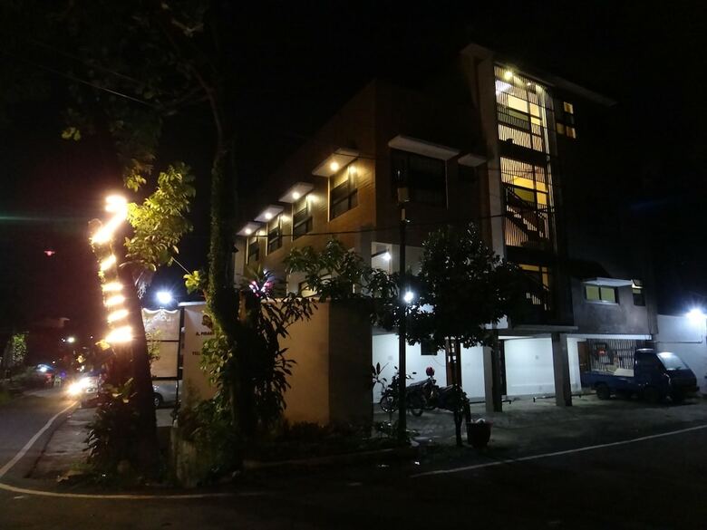 Hotel Front One Inn Malang