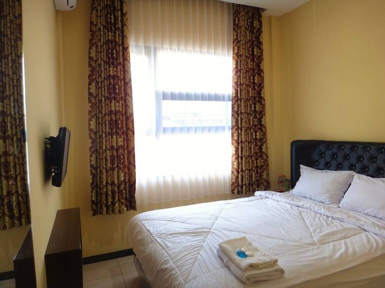 Hotel Front One Inn Malang