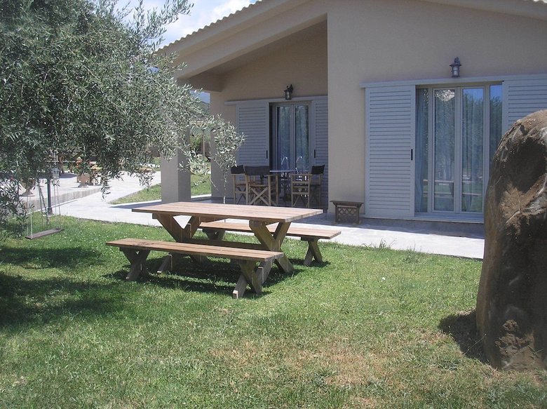 Aparthotel Socrates Organic Village-wild Olive