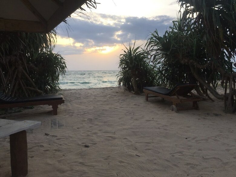 White Sand Villa Hikkaduwa