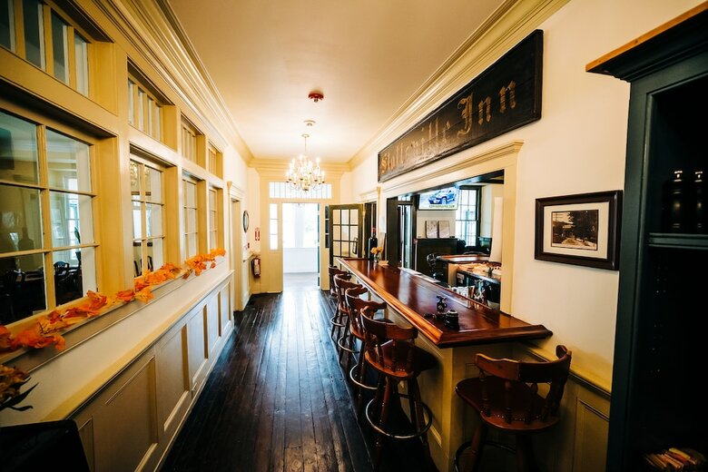 Hotel Stottsville Inn