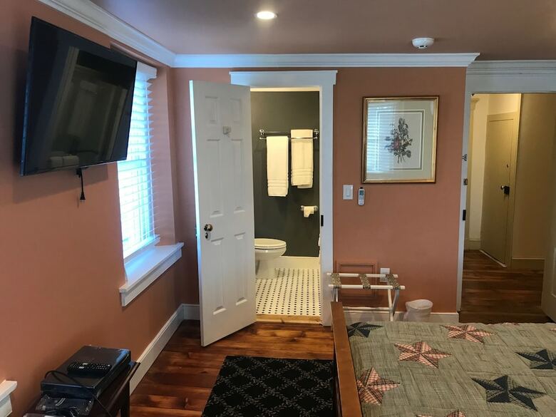 Hotel Stottsville Inn