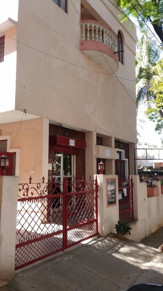Hostal Snoozotel