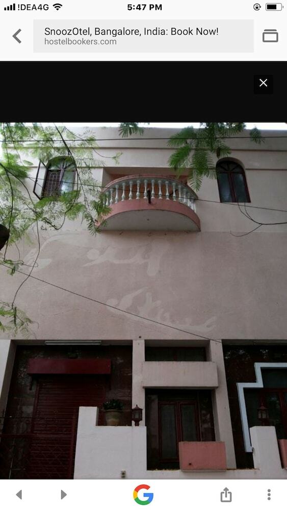 Hostal Snoozotel