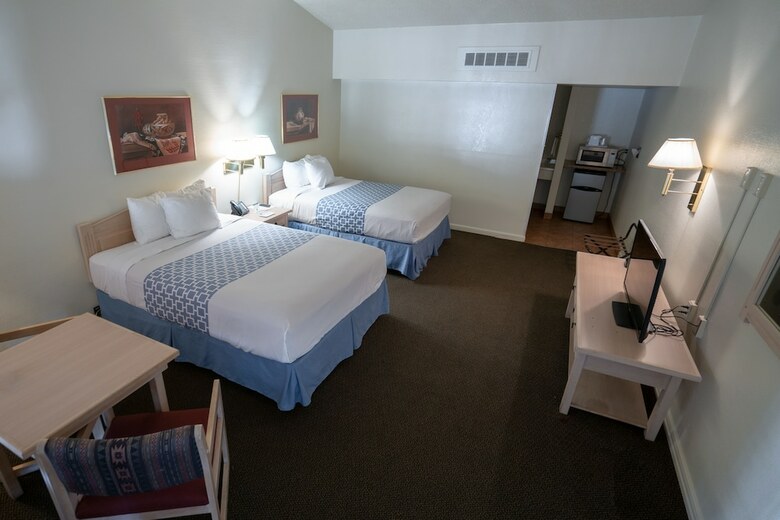 Hotel White's City Cavern Inn