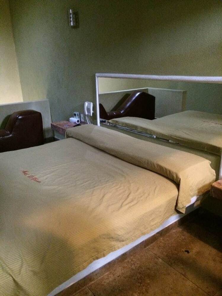 El Fuerte Motel