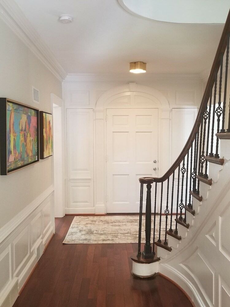 Bed & Breakfast Wellspring Manor & Spa