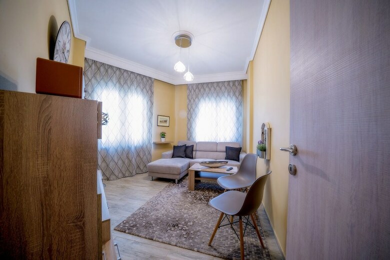 Apartamentos Kentrikon Deluxe Apt (Must)