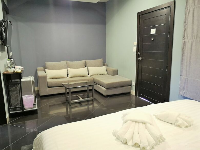 Hotel Love Is Resort