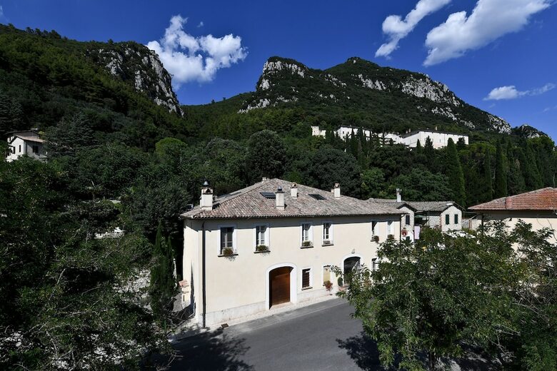 Hotel Molino Del Duca Cesi