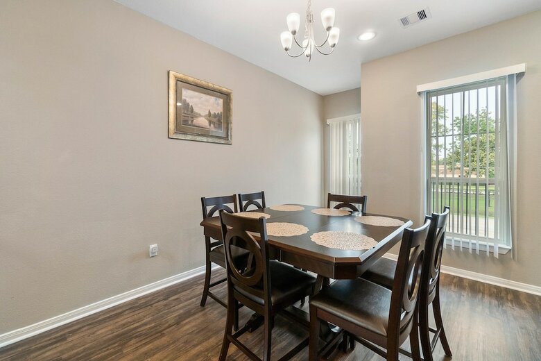 Experience A First Class Stay - 2 Bdrm