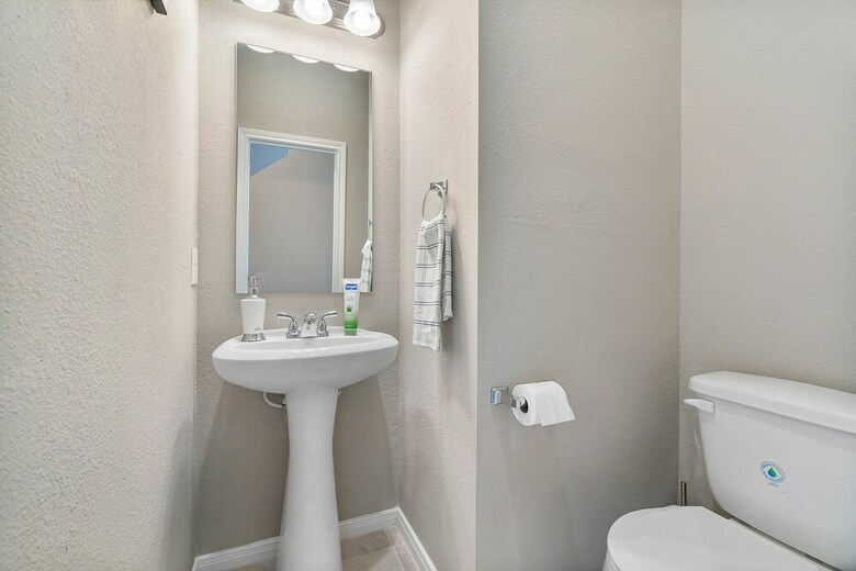 Experience A First Class Stay - 2 Bdrm