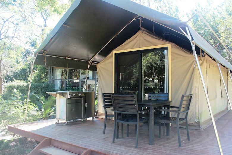 Nrma Ocean Beach Holiday Resort