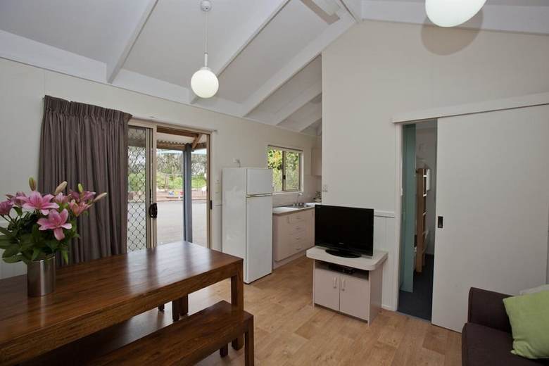 Nrma Ocean Beach Holiday Resort