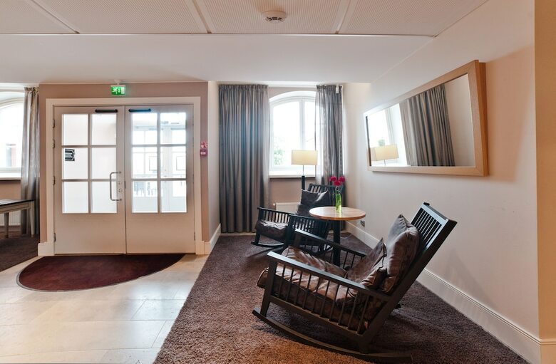 Hotel H�meenkyl� Manor