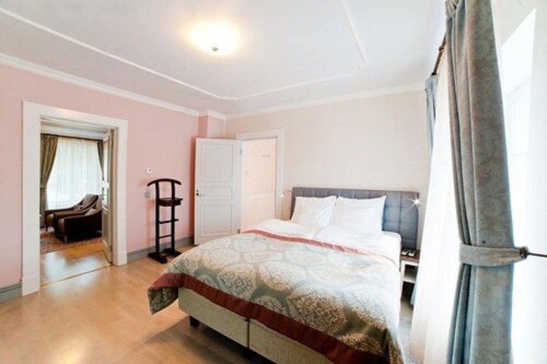 Hotel H�meenkyl� Manor