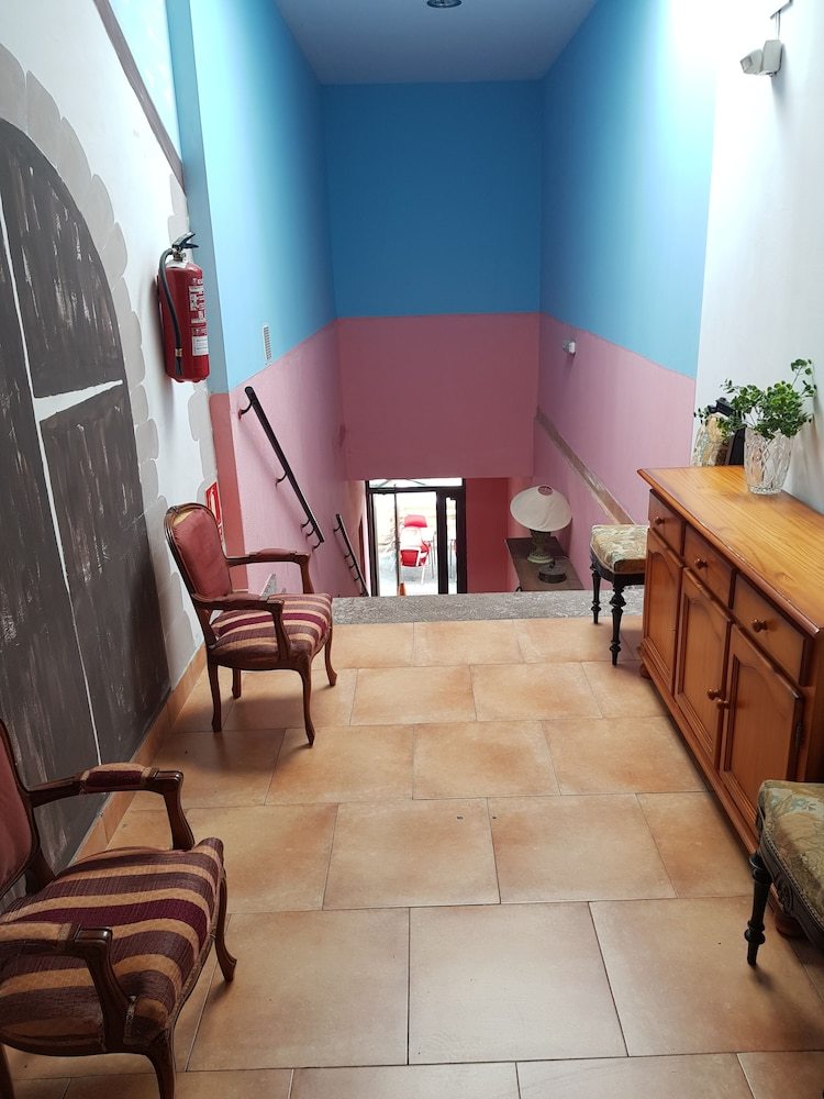 Hostal Albergue Kortarixar