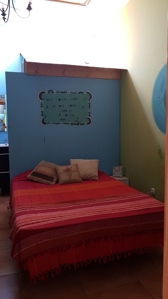 Hostal Albergue Kortarixar