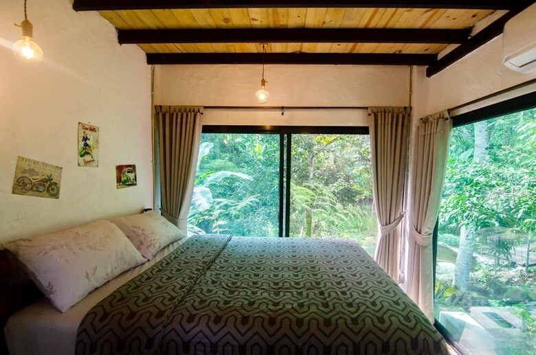 Hotel Voraman Hut