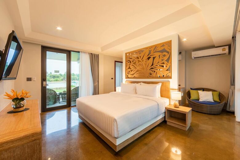 Hotel Na Tree Tara Riverside Resort