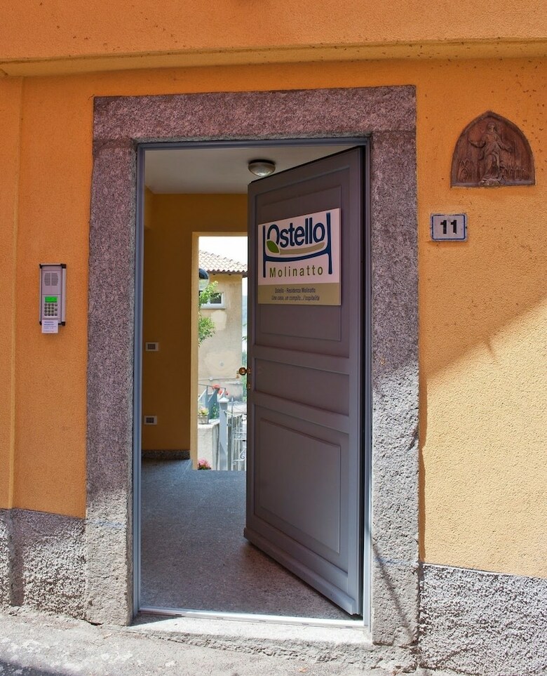 Hostal Ostello Residenza Molinatto