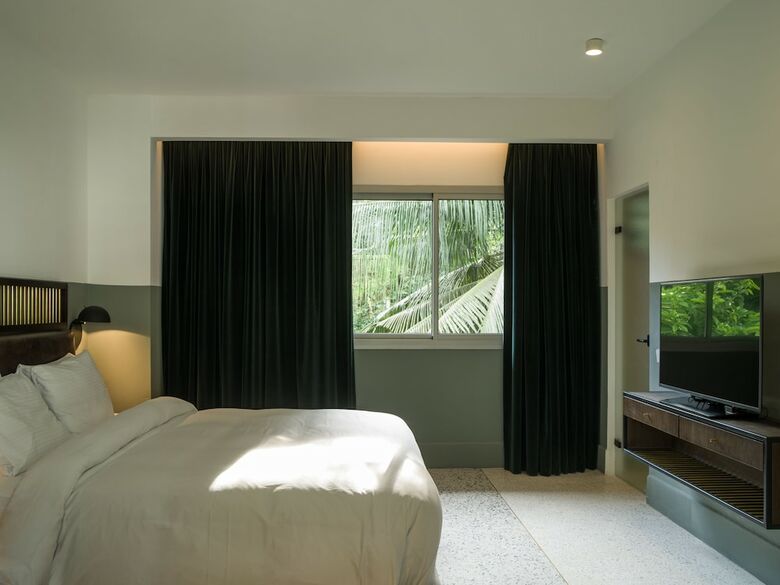 Lepic Villa Hotel