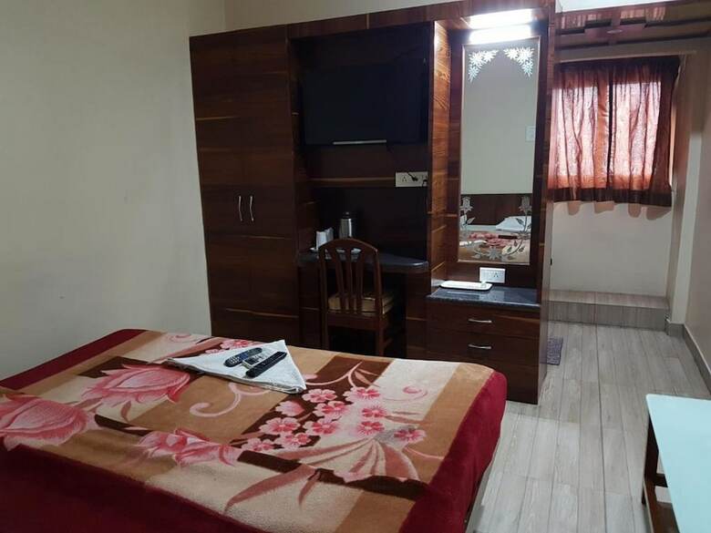 Hotel The Kanchi Residency