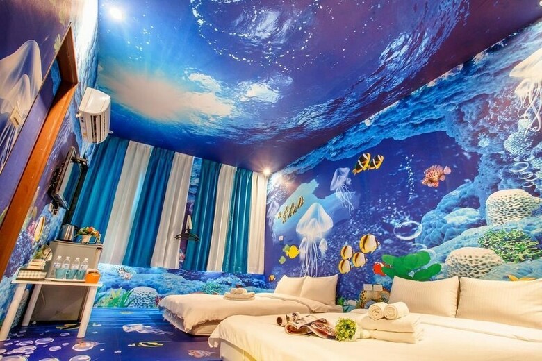 Hotel Underwater World