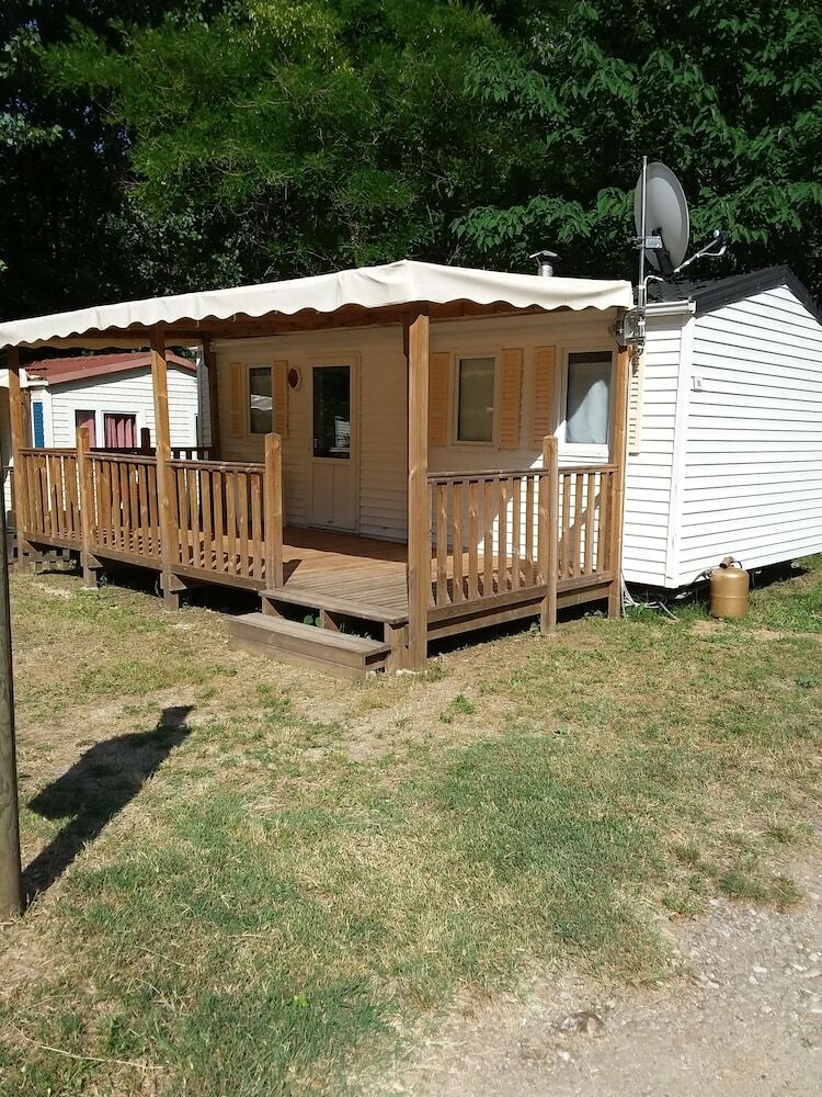 Camping La Berge Fleurie