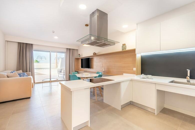 Hotel Ohasis Boutique Suites