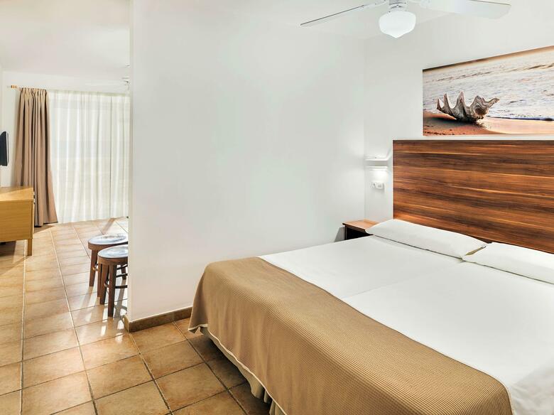 Aparthotel Sol Sun Beach