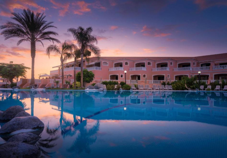 Aparthotel Sol Sun Beach