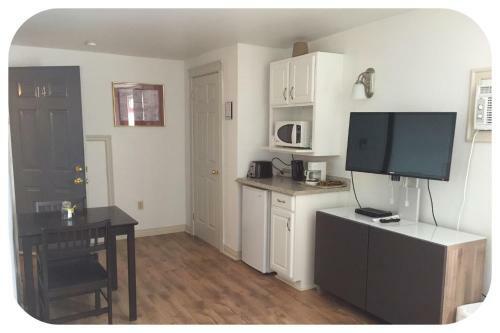 Motel Shoreline Suites