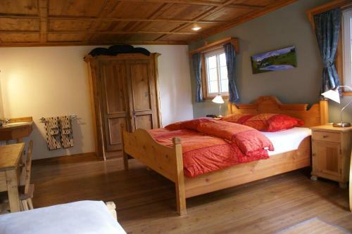 Alpenglow Bed And Breakfast