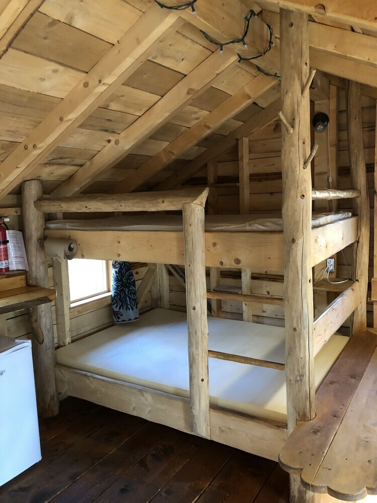 Chimo Refuges Treehouse Resort