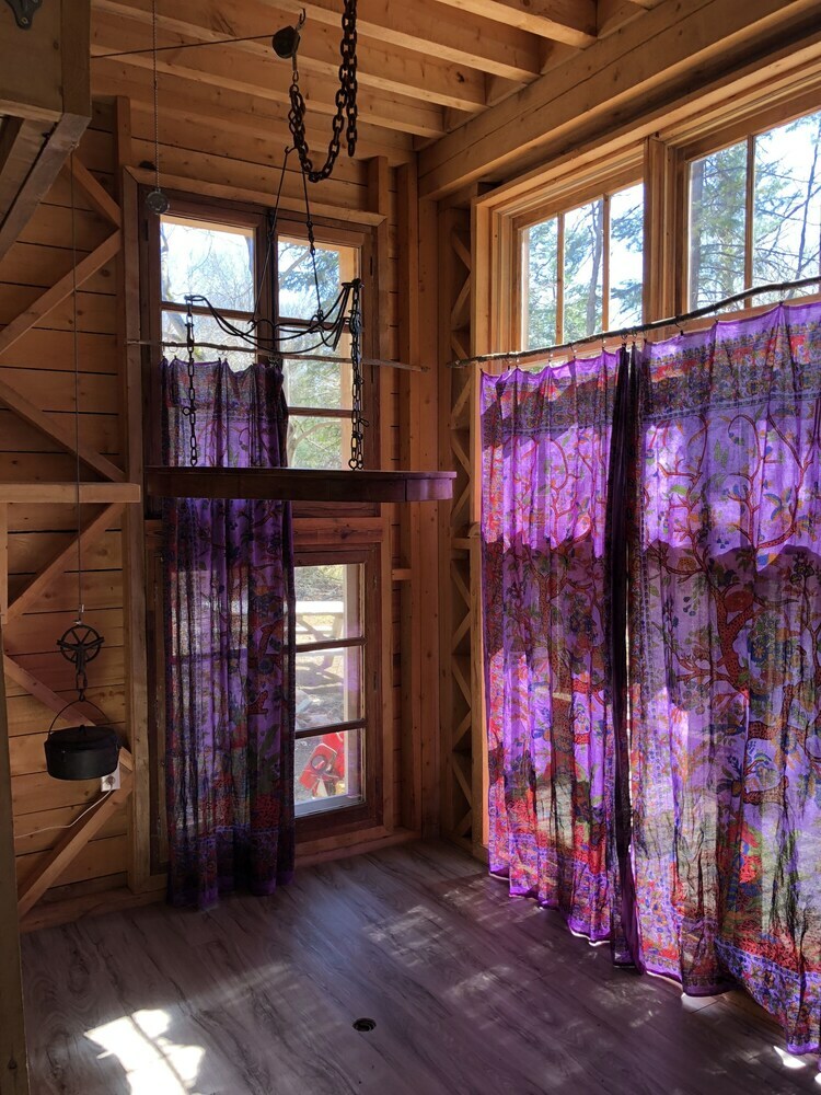 Chimo Refuges Treehouse Resort