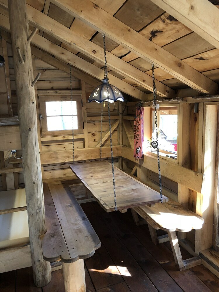 Chimo Refuges Treehouse Resort