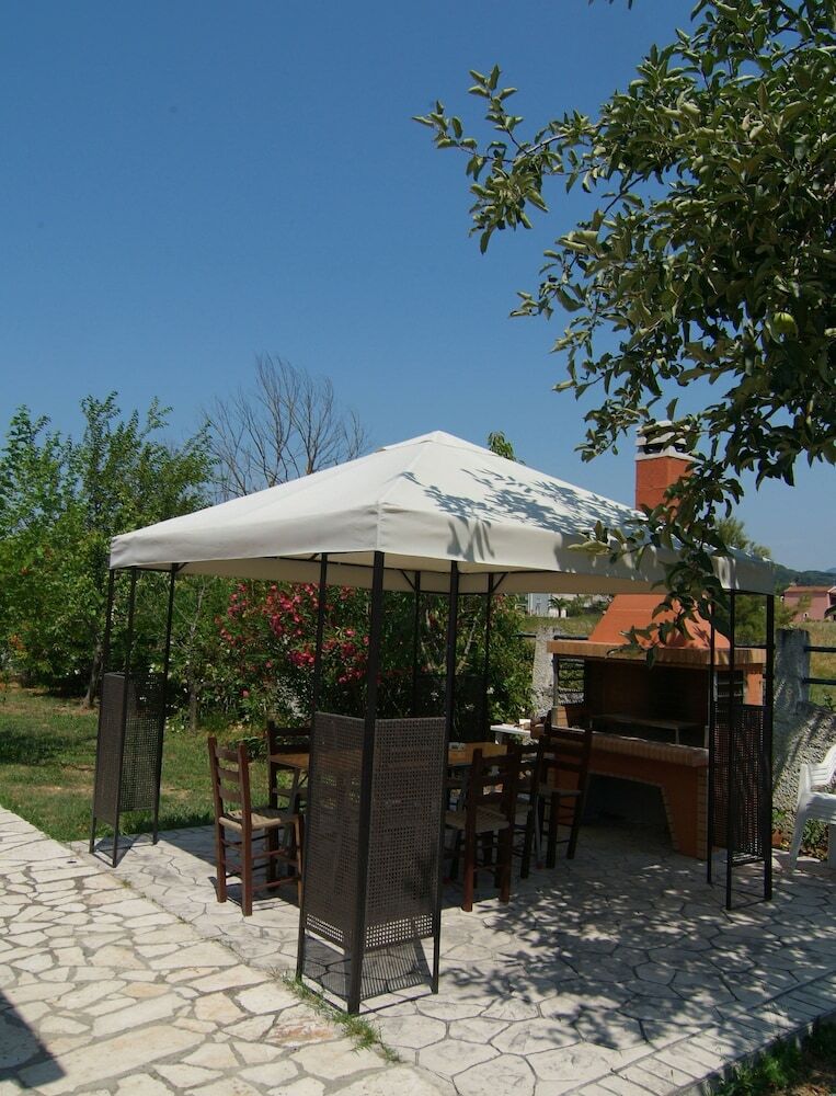 Erifili Apartments