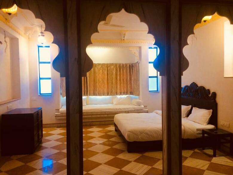Hotel Rasik Priya Resort